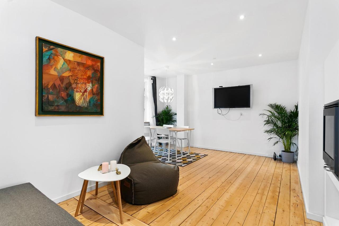 Aday - Apartment Suite Aalborg Center Bagian luar foto